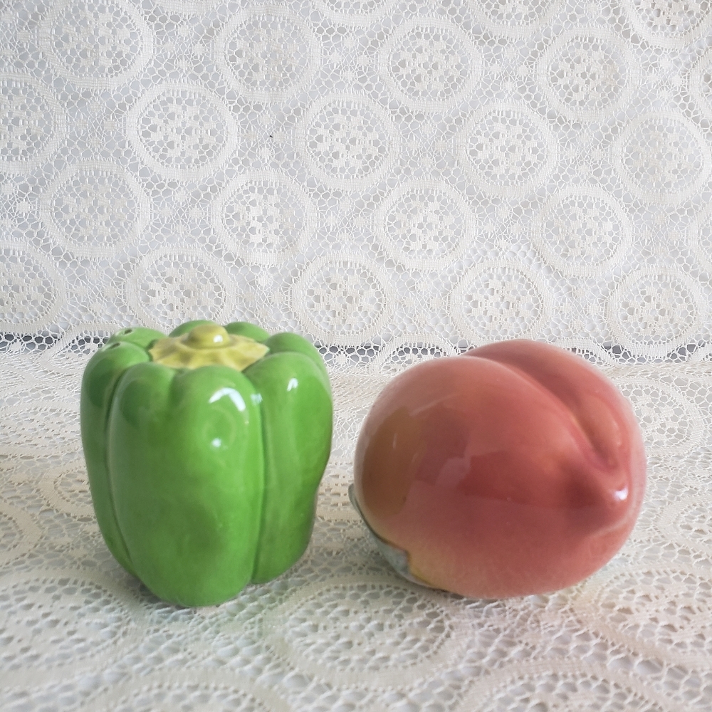 VTG Majolica Otagiri High Gloss Finish Salt/pepper Shakers Pepper Bell P…